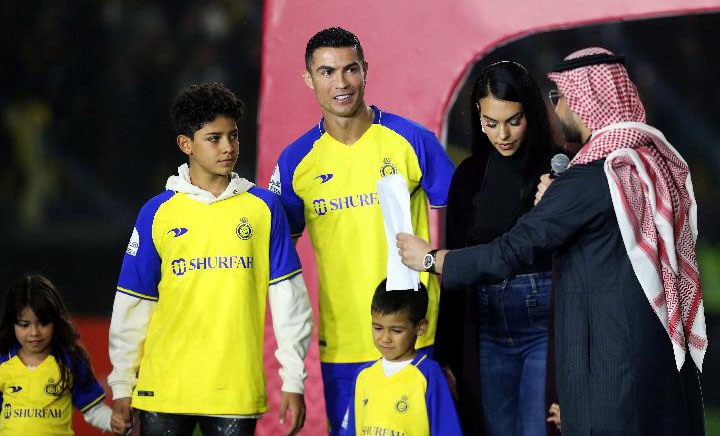 គ្រូ Al-Nassr ចង់ឃើញ Ronaldo ធ្វើរឿងមួយនេះ ពេលចូលលេងជាមួយ Al-Nassr​